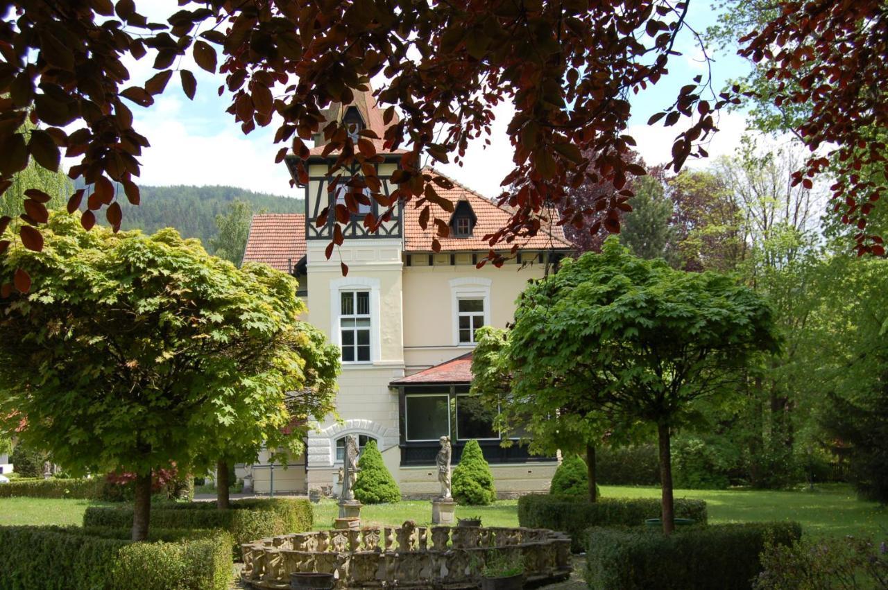 Gloegglhof Acomodação com café da manhã Trofaiach Exterior foto